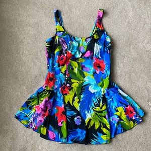 Bating suit one piece